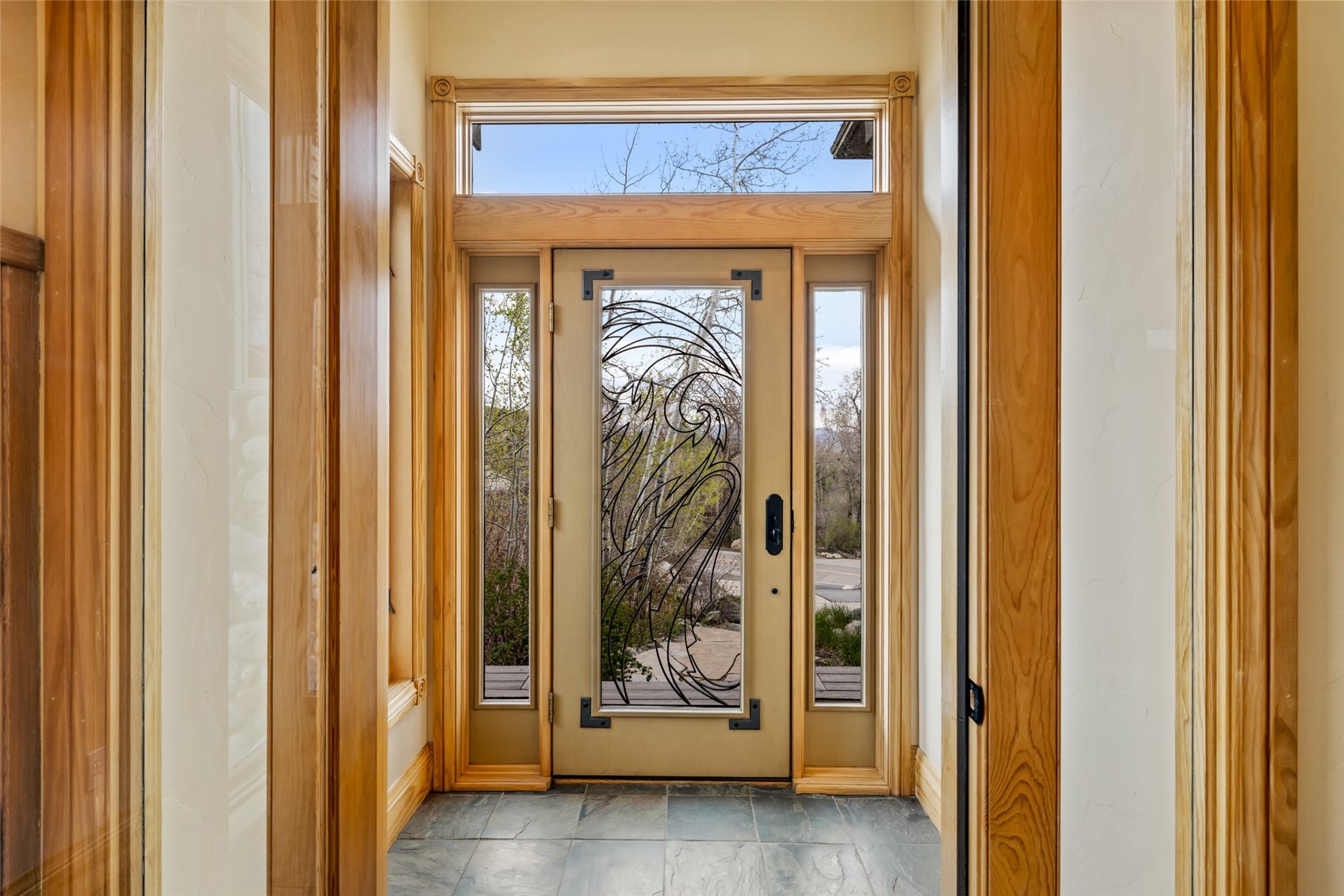 560 Steamboat BOULEVARD