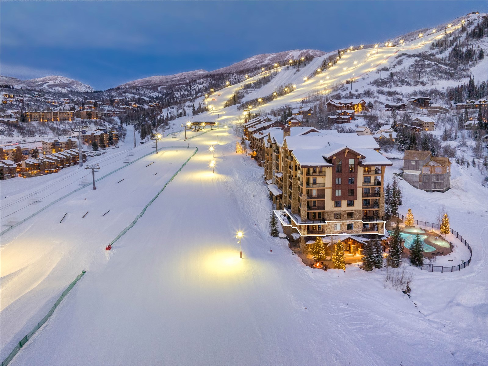 2410 Chutes LANE 2201