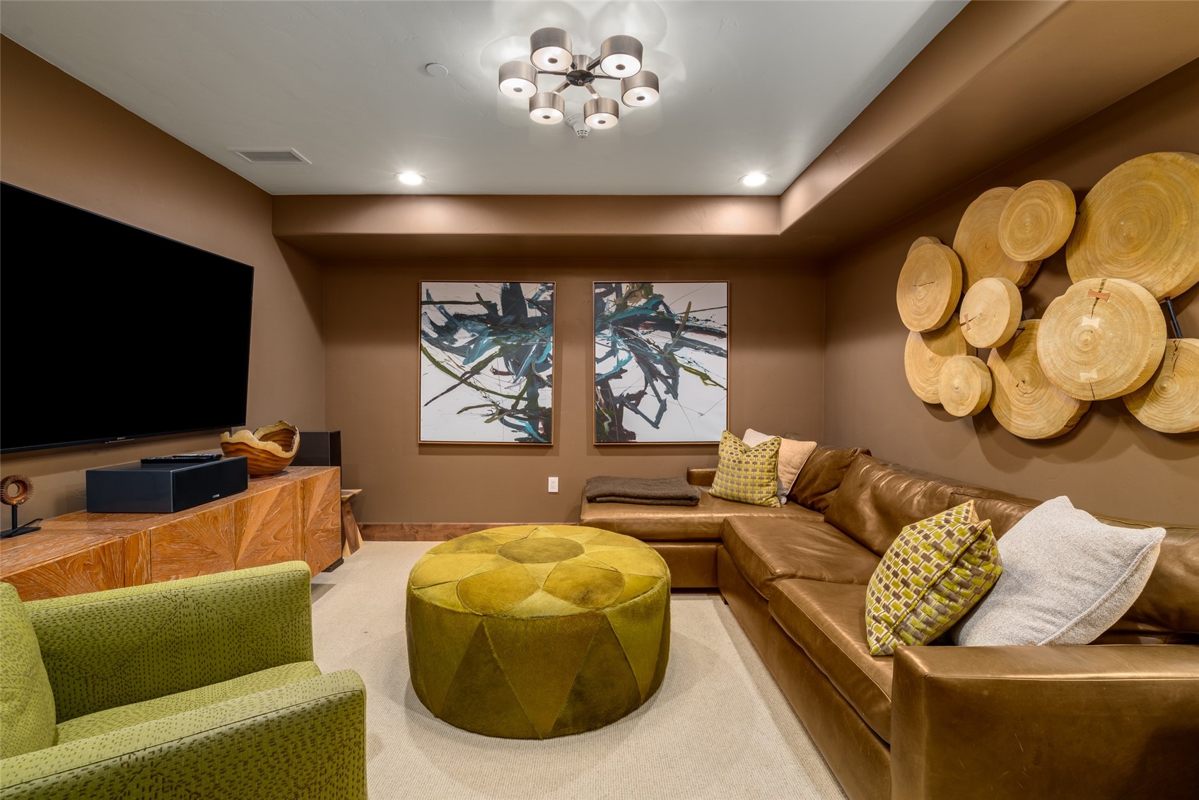 2410 Chutes LANE 2201