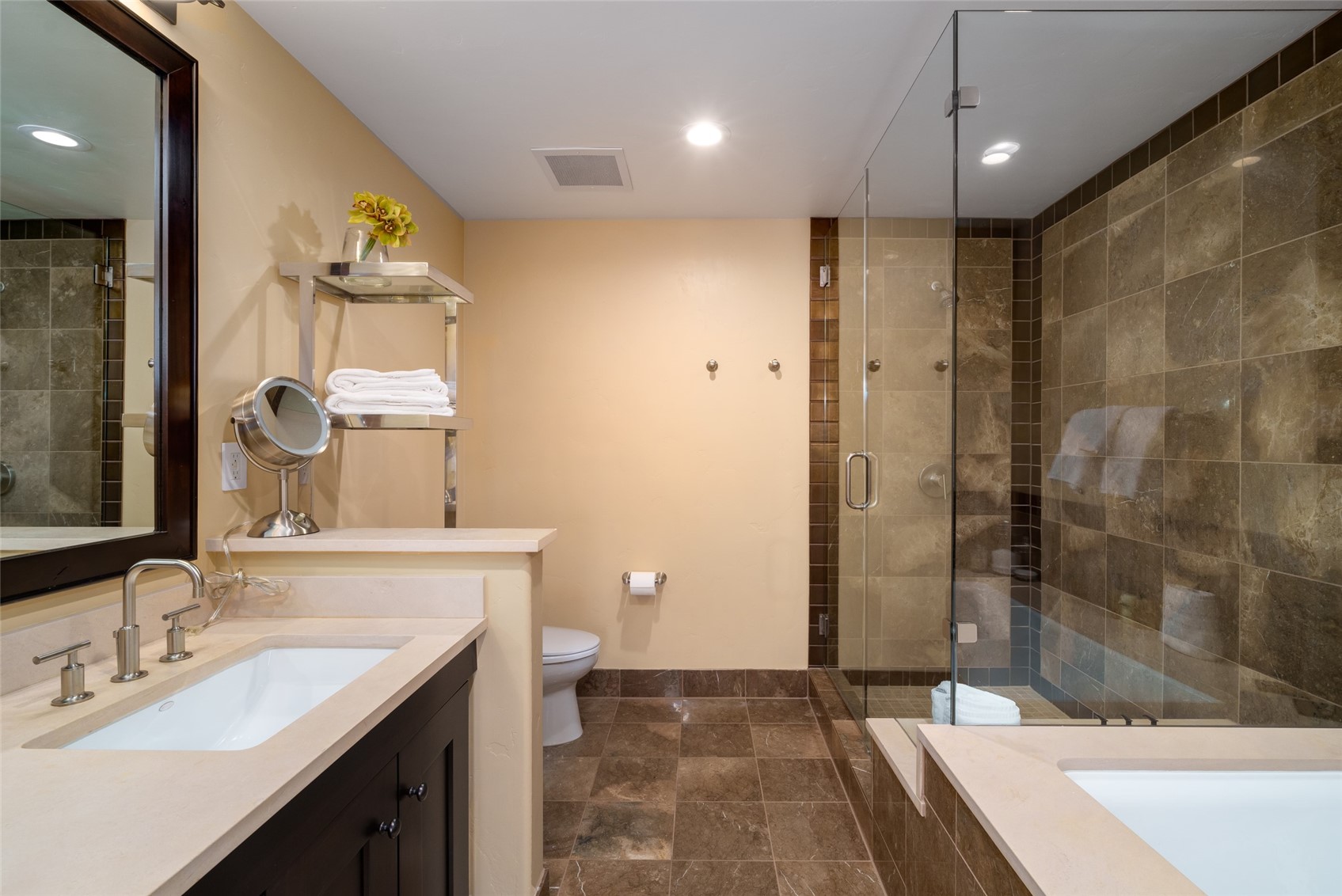 2410 Chutes LANE 2201