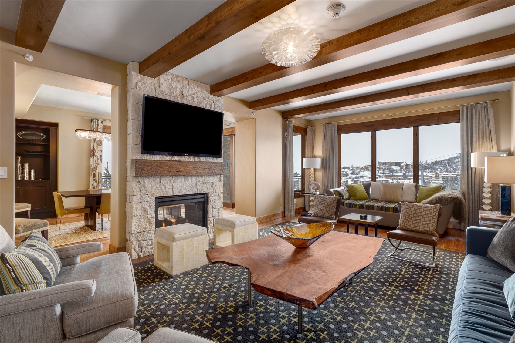 2410 Chutes LANE 2201