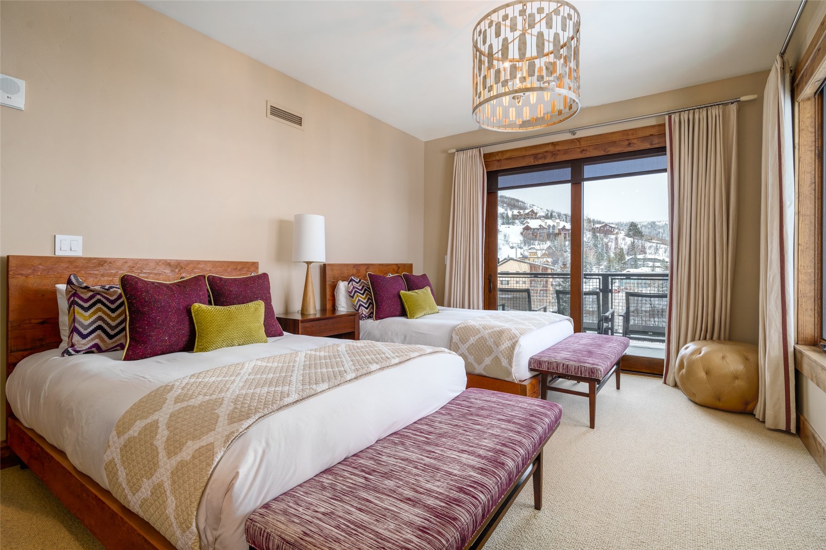 2410 Chutes LANE 2201