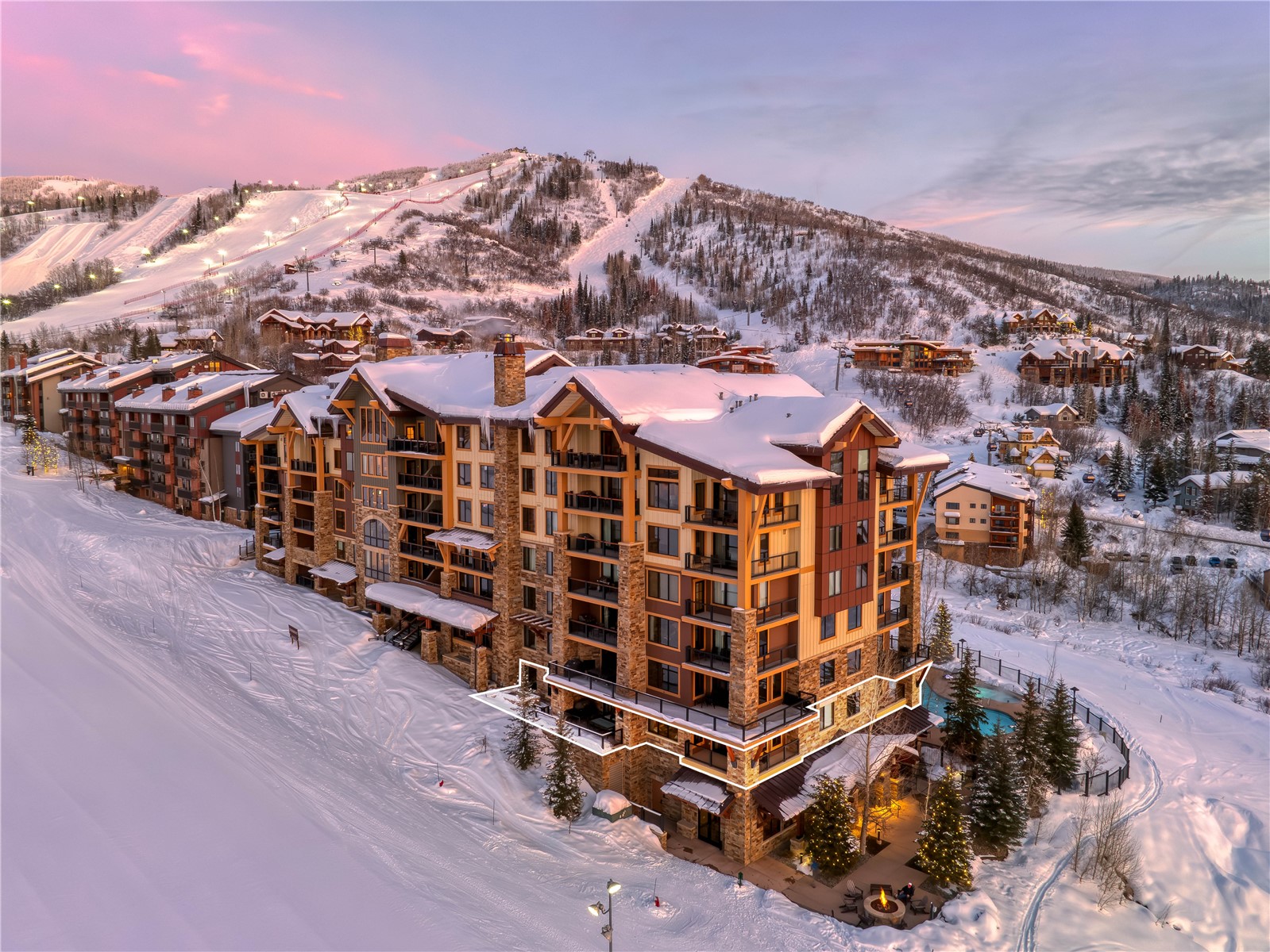 2410 Chutes LANE 2201