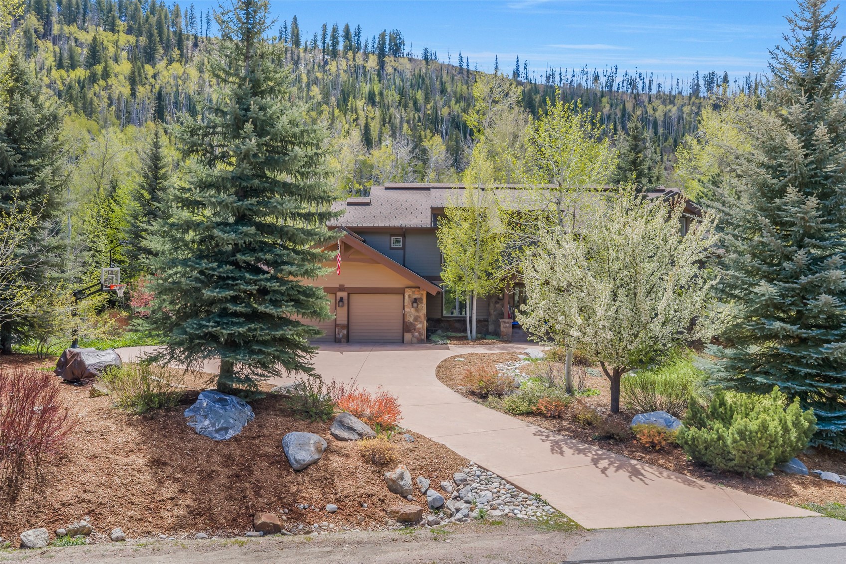 3153 Aspen Wood LANE