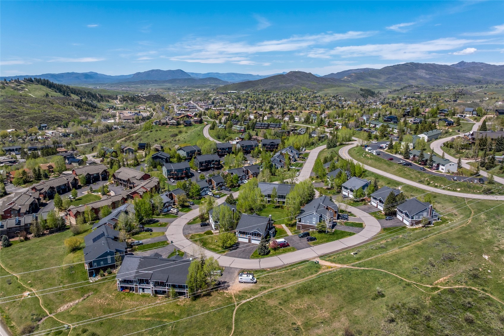 763 Mountain Vista CIRCLE 35