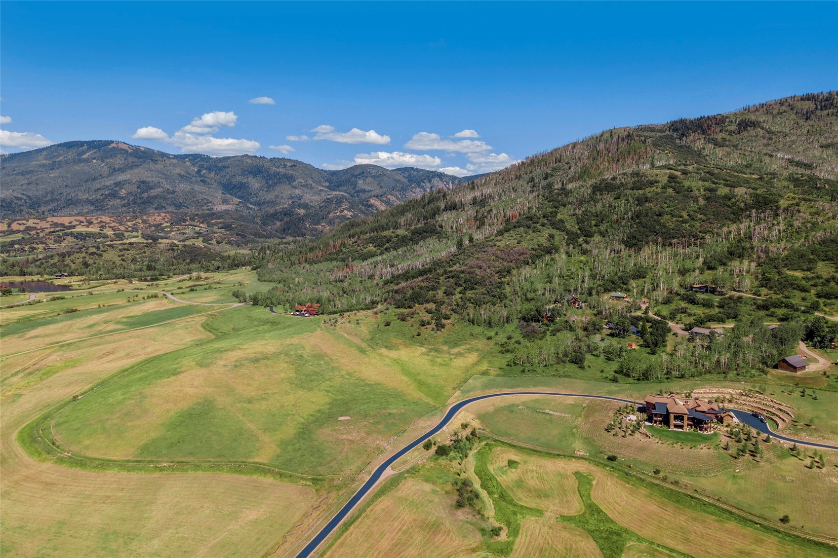 33400 Painted Pony LANE