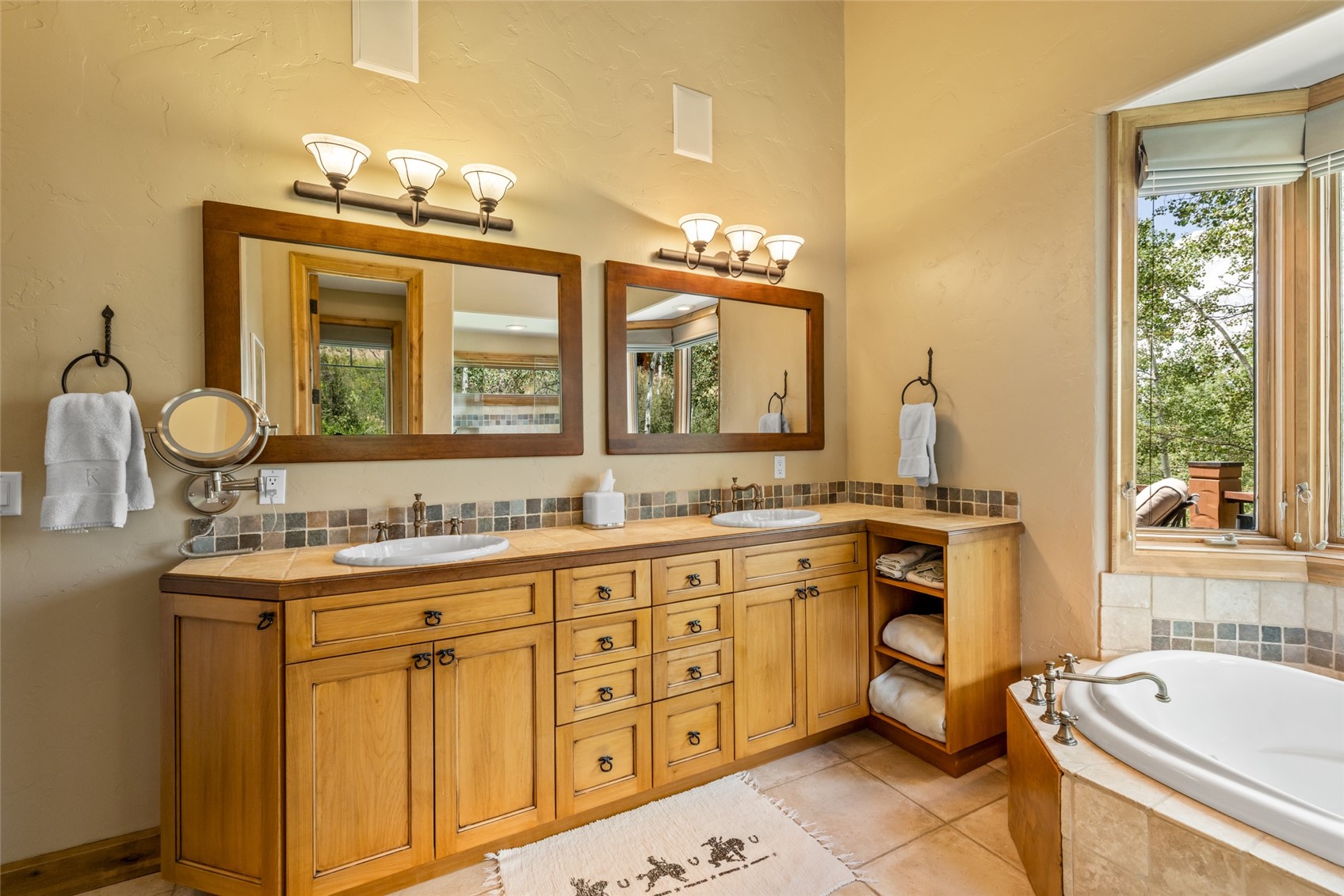 2897 Ski Trail LANE