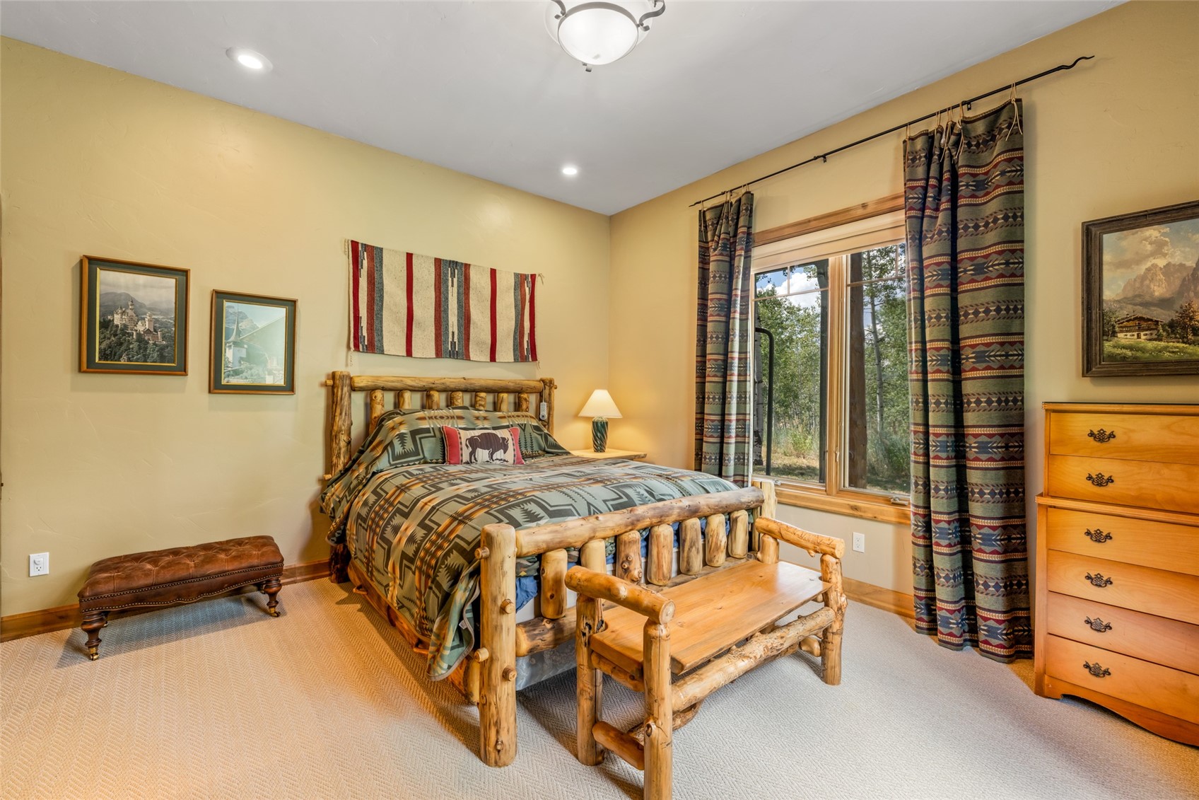 2897 Ski Trail LANE