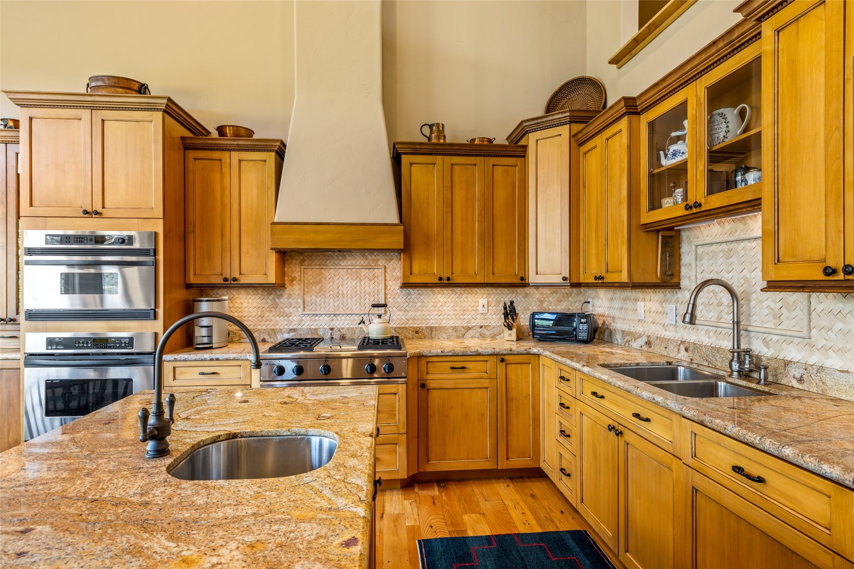 2897 Ski Trail LANE