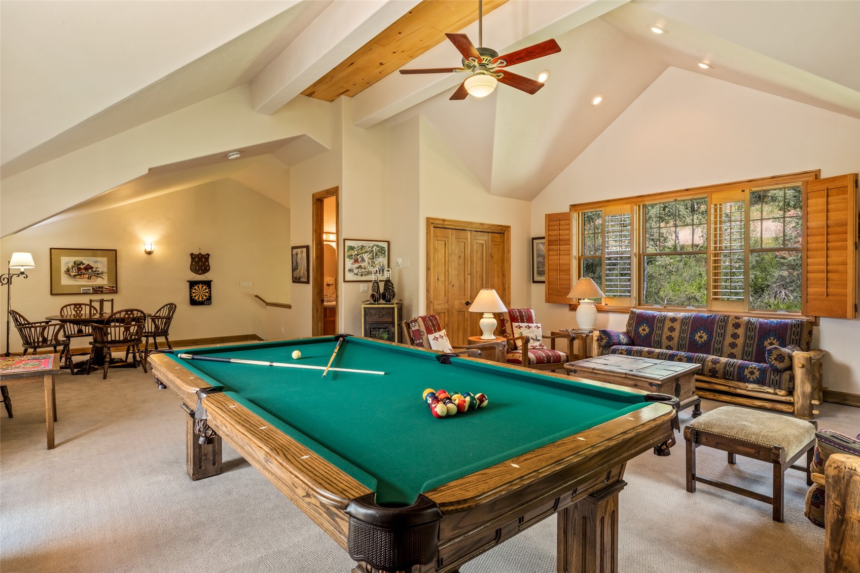 2897 Ski Trail LANE