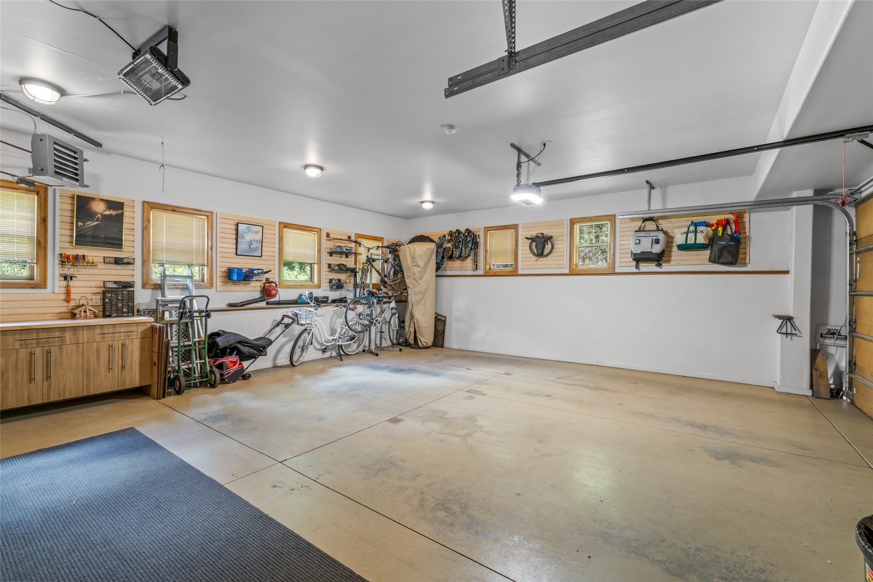 2897 Ski Trail LANE