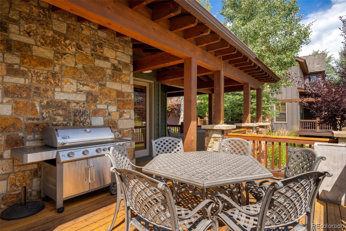 2053 Indian Summer DRIVE