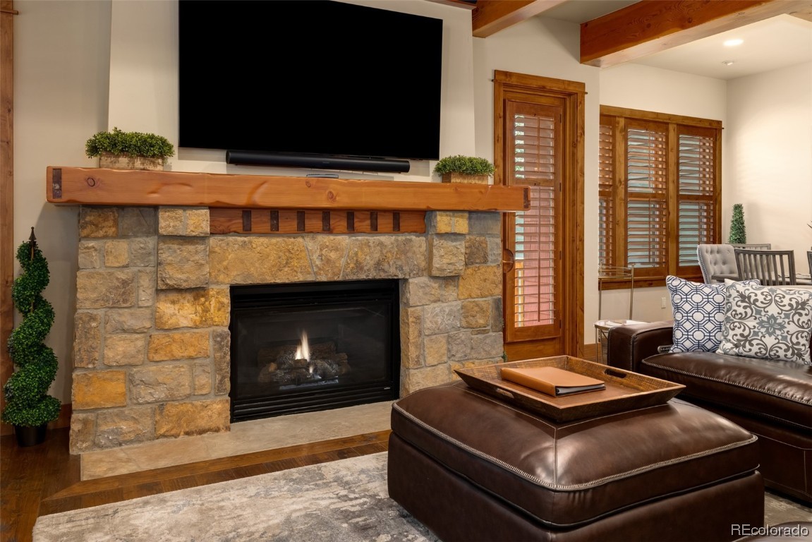 2053 Indian Summer DRIVE