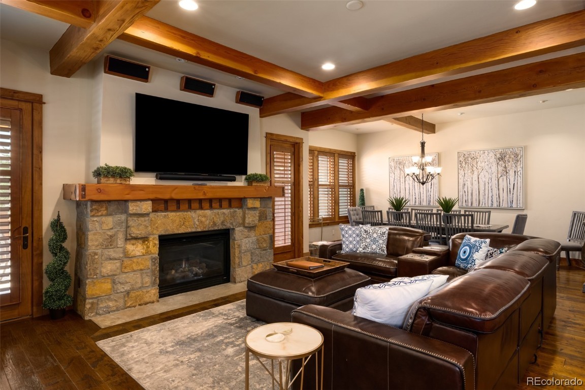 2053 Indian Summer DRIVE