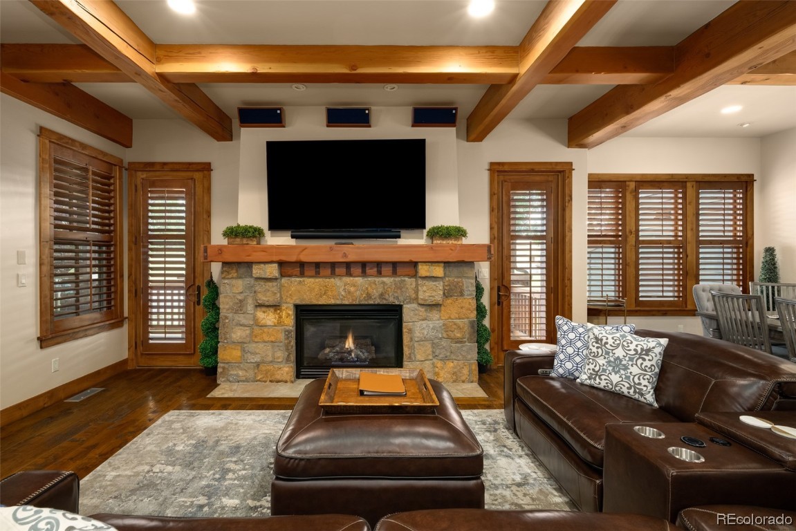 2053 Indian Summer DRIVE