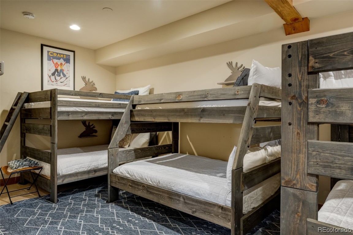 2053 Indian Summer DRIVE