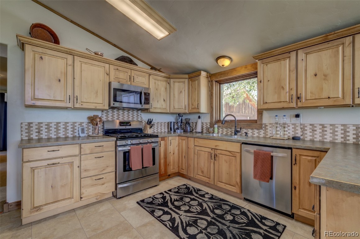 25305 Bella Vista CIRCLE