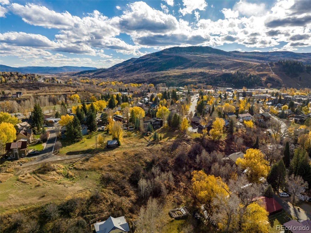 0000 Maple Circle STREET