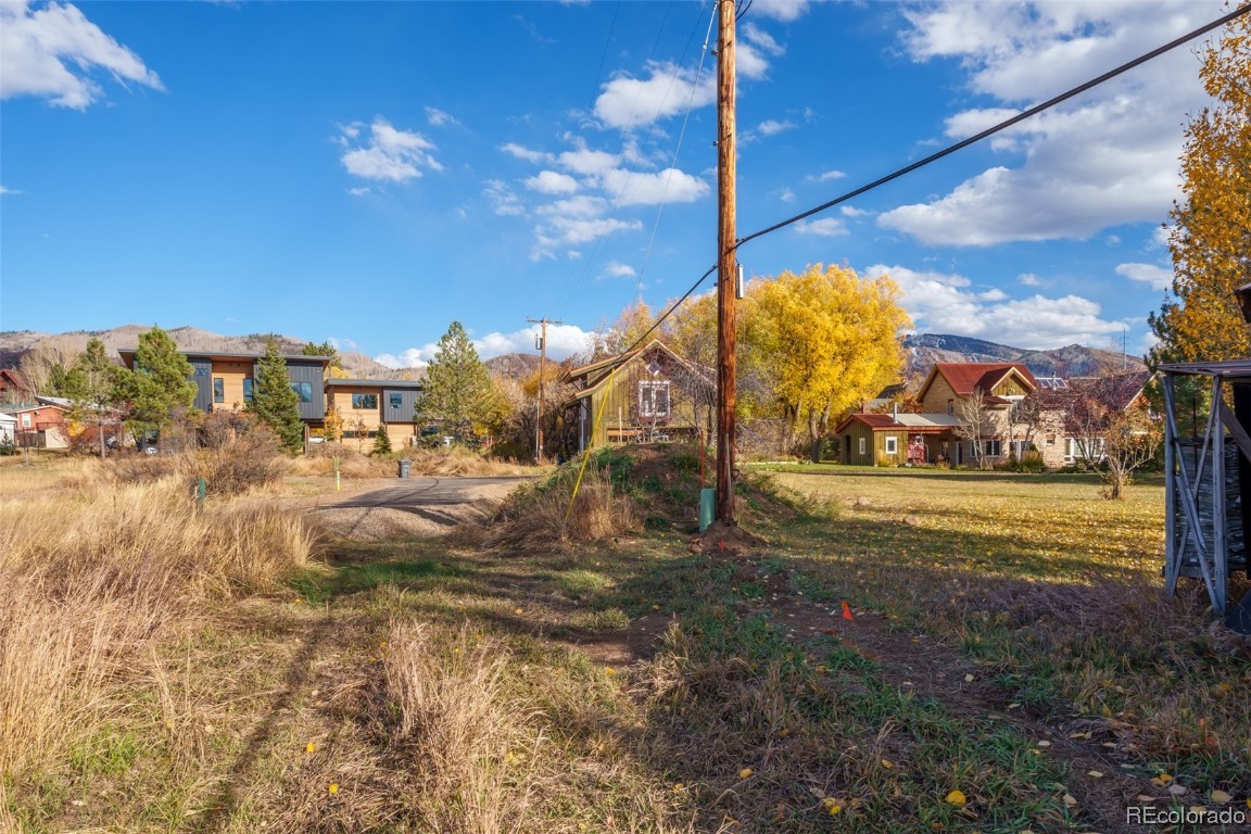 0000 Maple Circle STREET