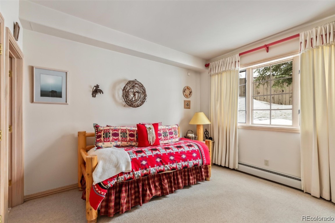 2300 Apres Ski WAY 10