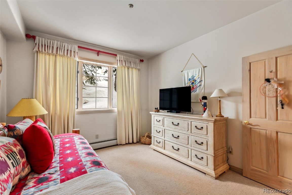 2300 Apres Ski WAY 10