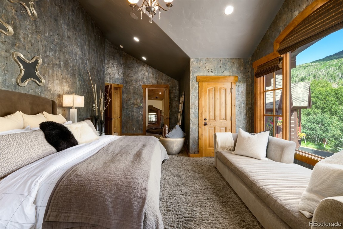 3050 Clearwater TRAIL