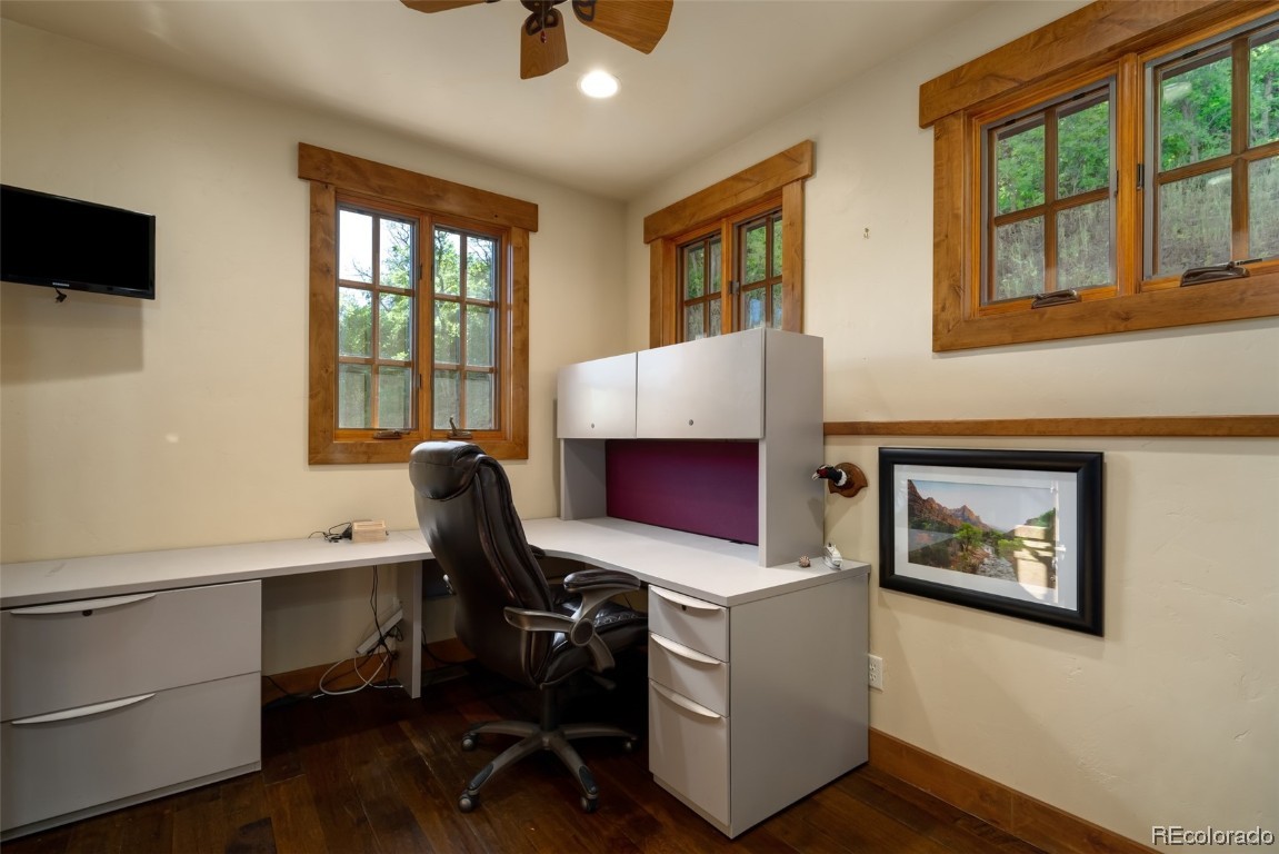 3050 Clearwater TRAIL