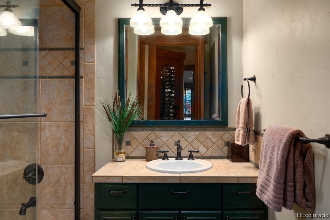 3050 Clearwater TRAIL