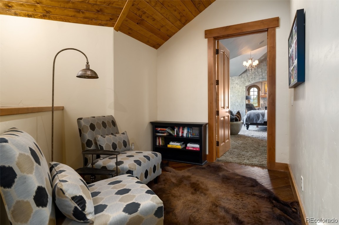 3050 Clearwater TRAIL