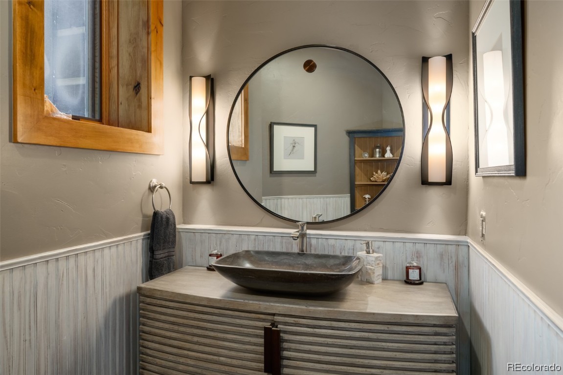 3050 Clearwater TRAIL