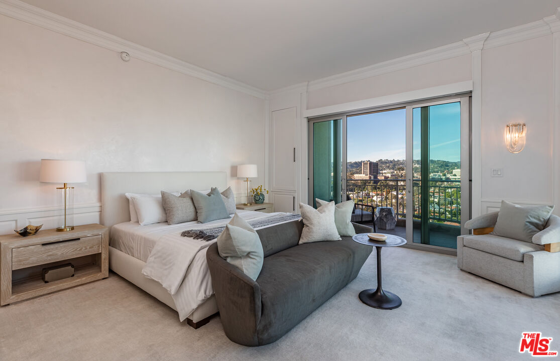 10727 Wilshire Blvd Unit: 1702