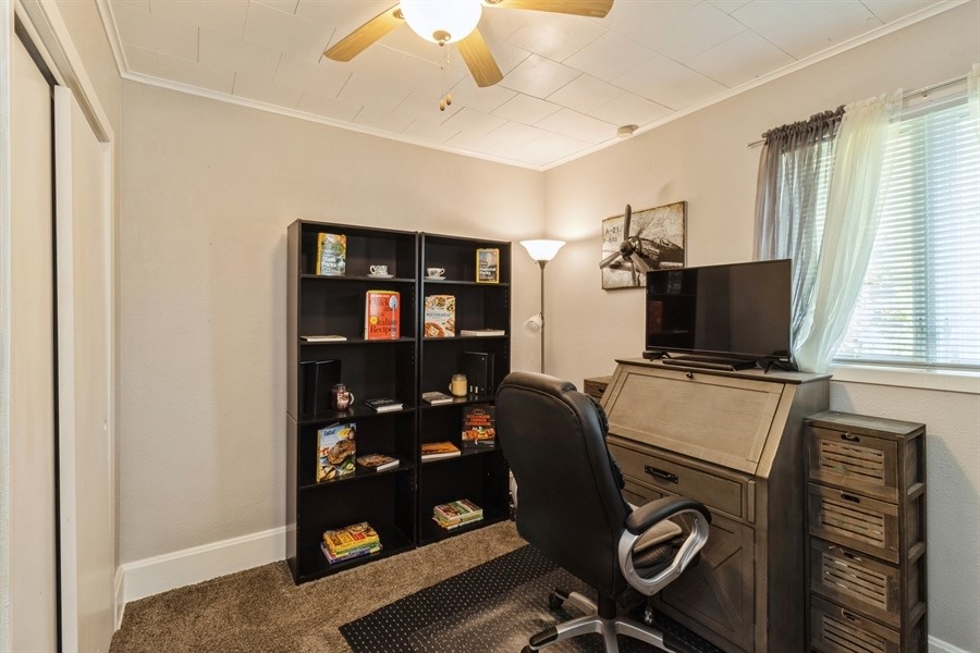 401 Payton Avenue