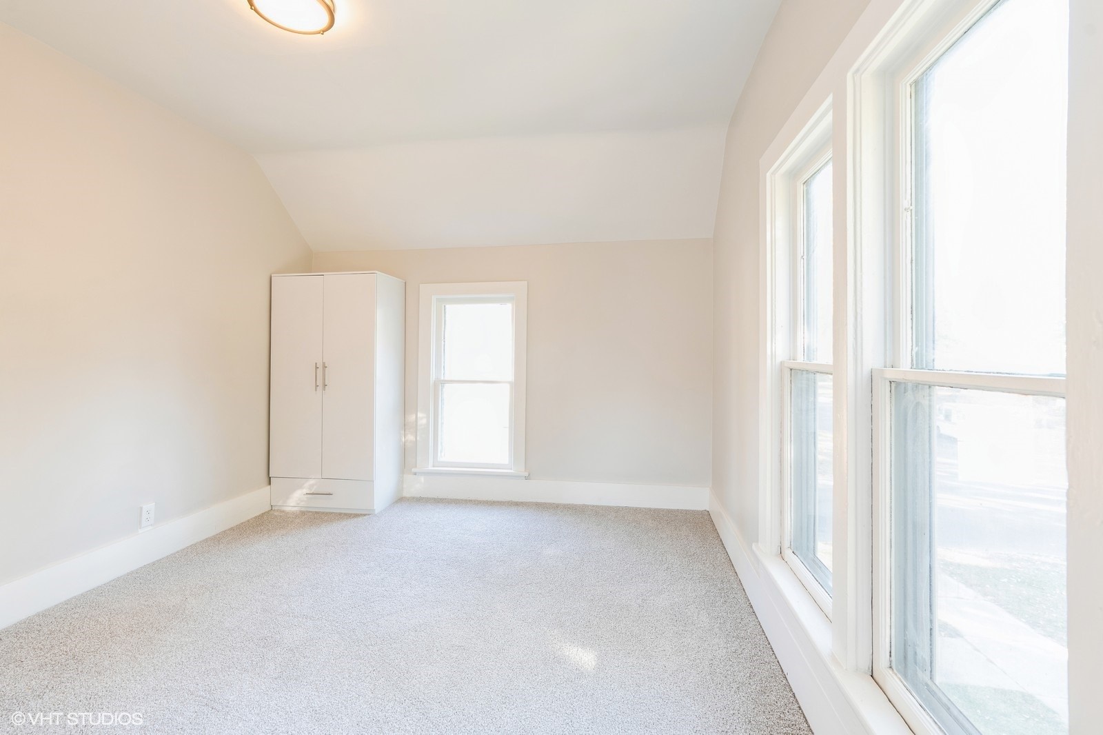 1323 6th Street