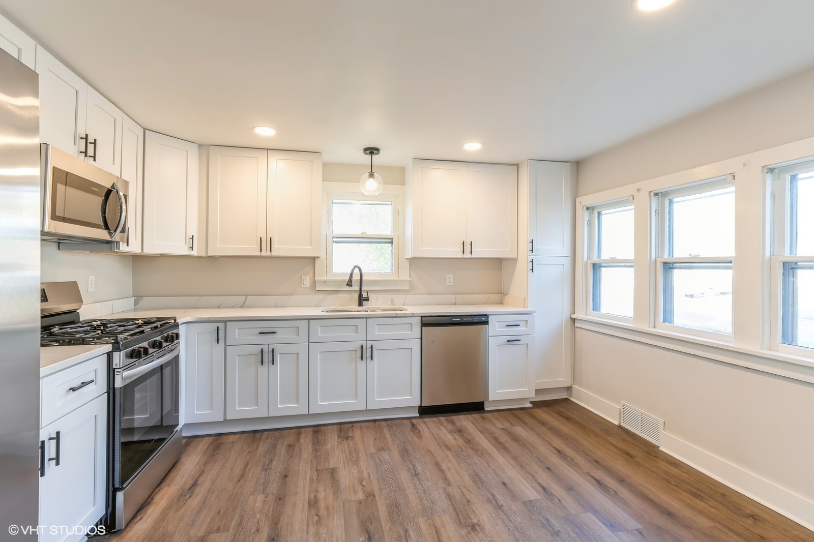 1323 6th Street