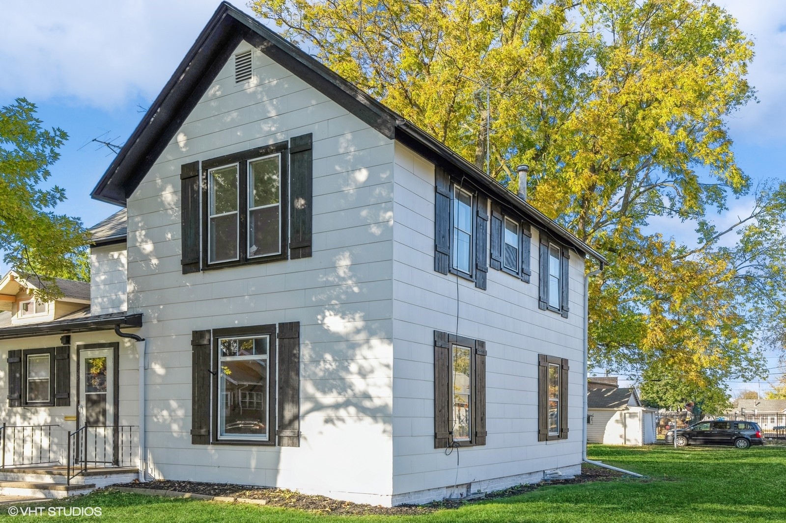 1323 6th Street