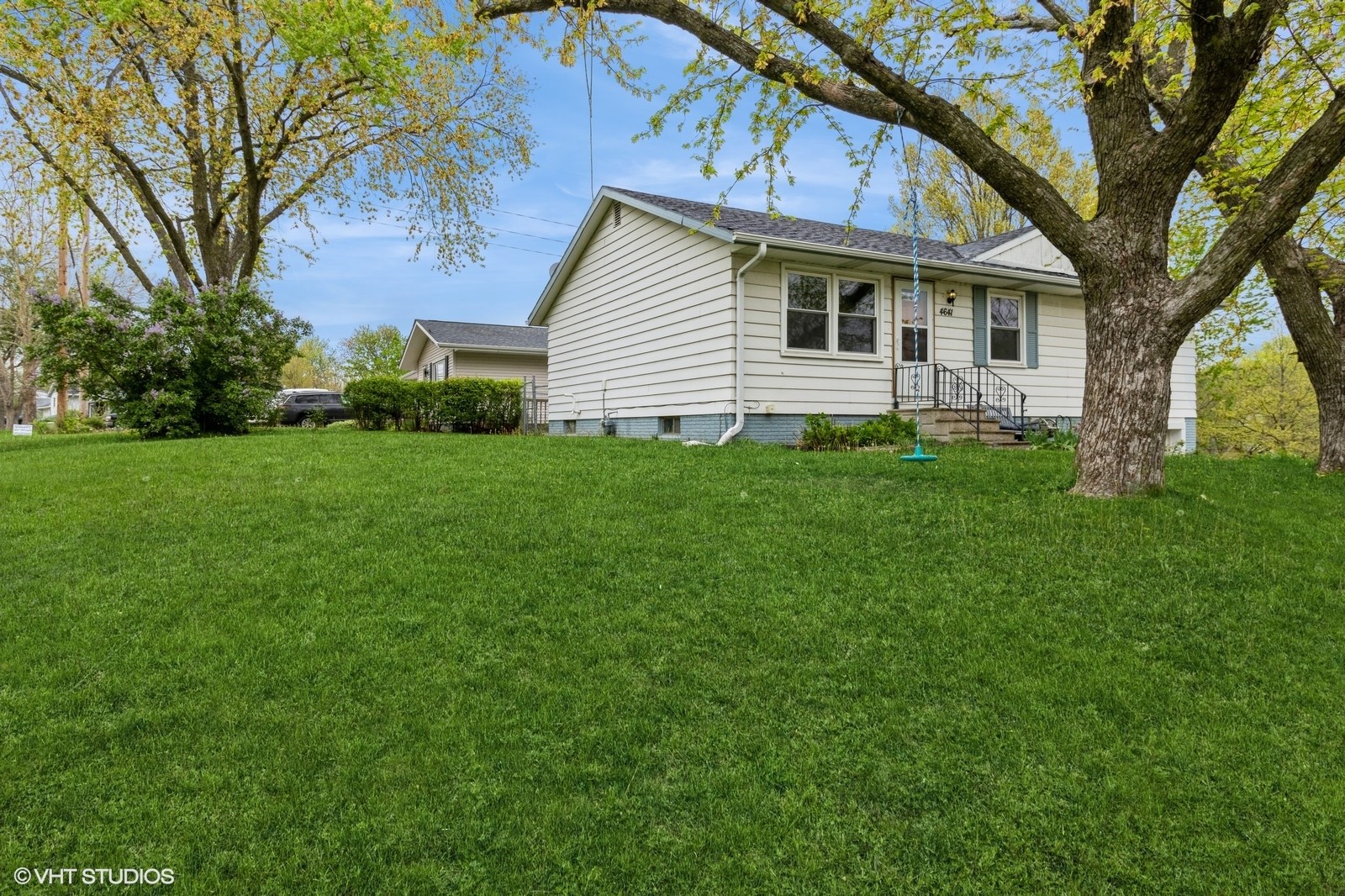 4641 Wakonda Drive