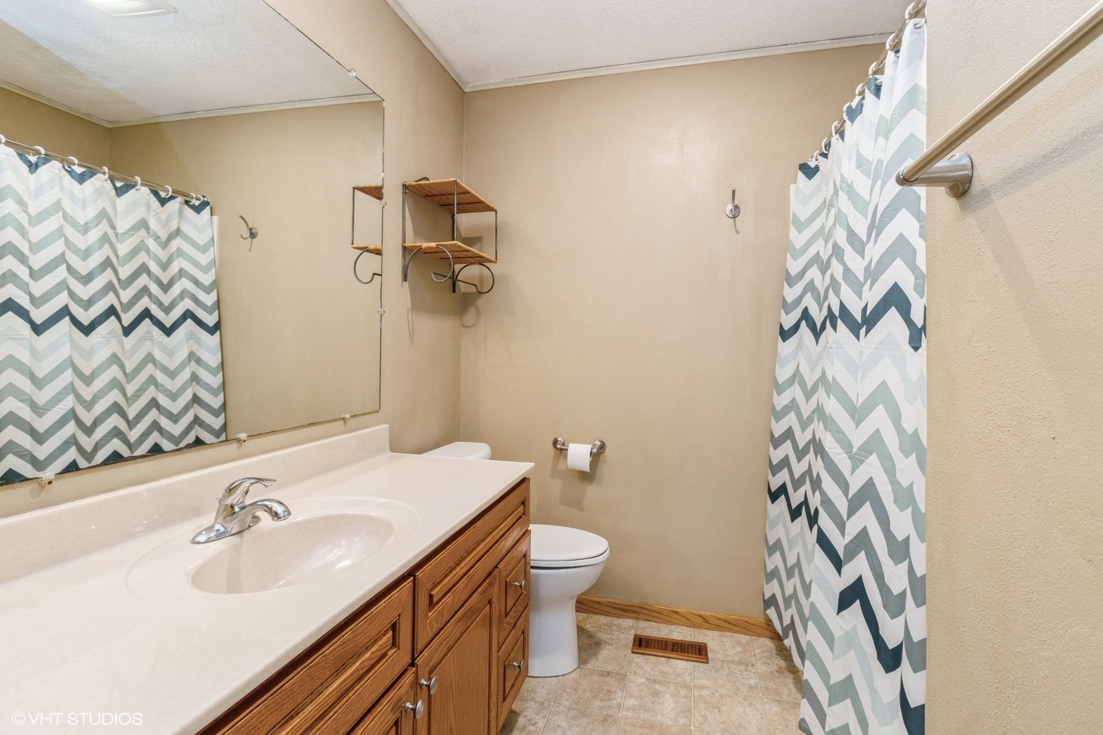 4641 Wakonda Drive