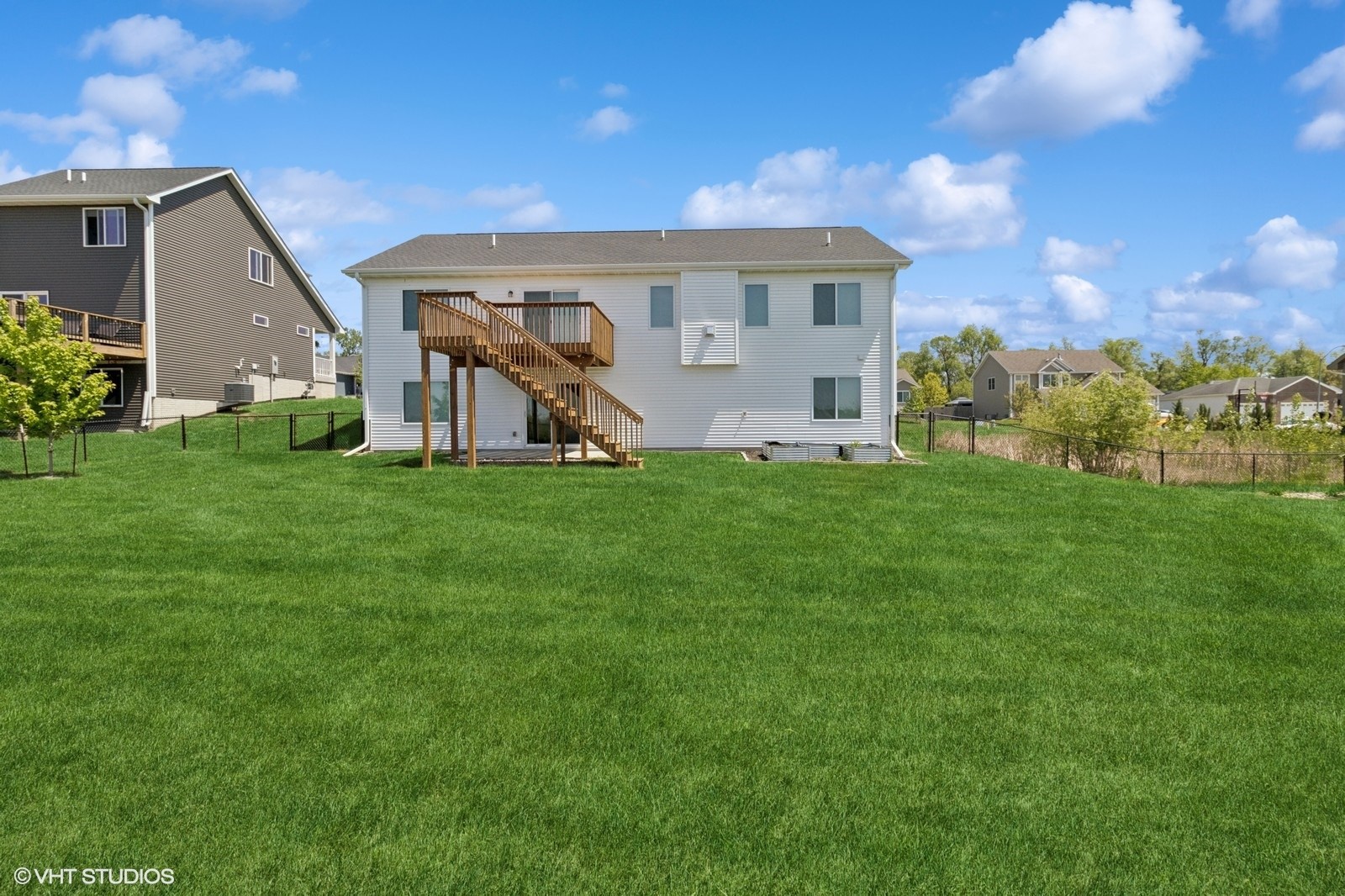 1808 Crabapple Lane