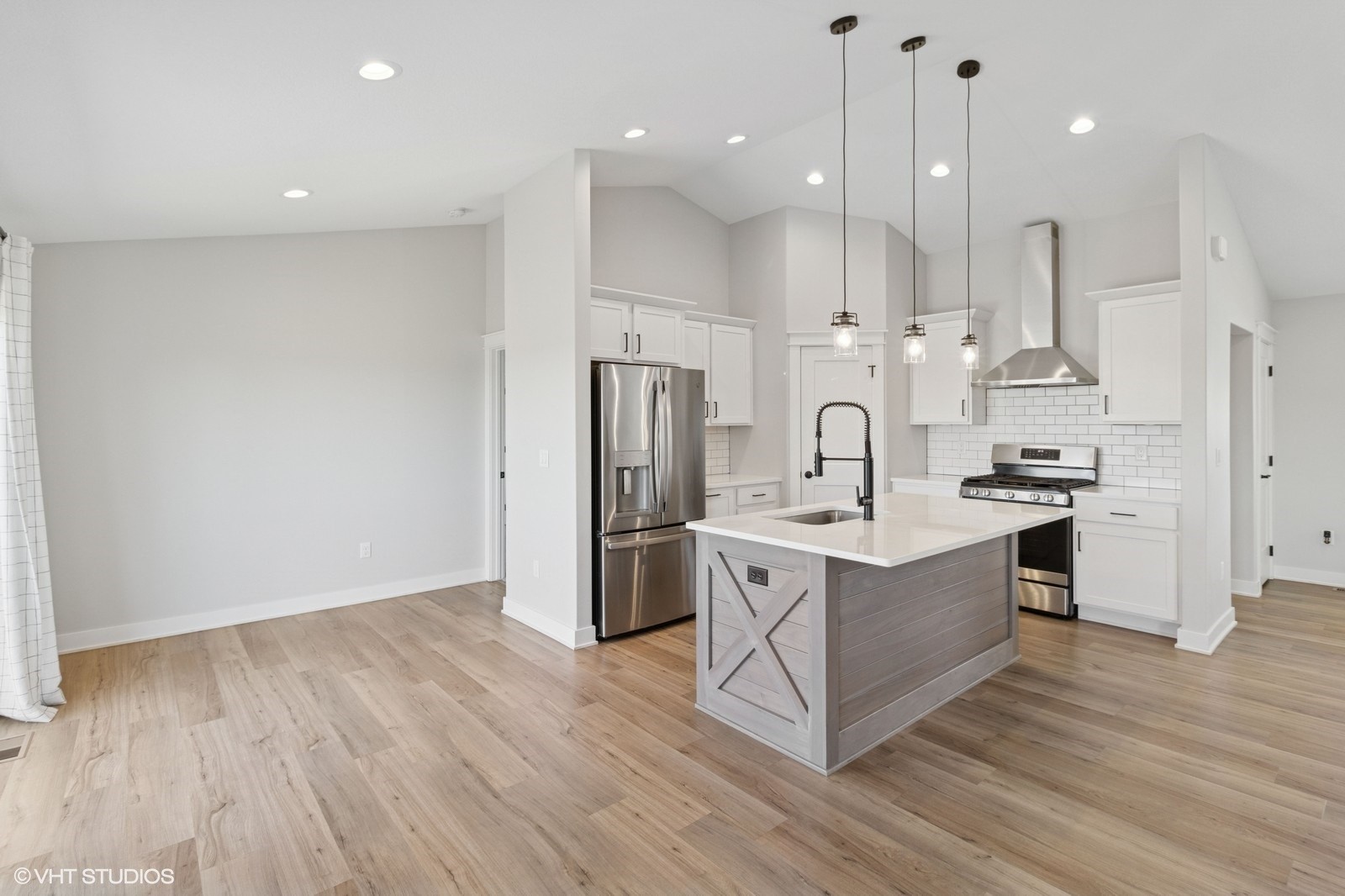 1808 Crabapple Lane