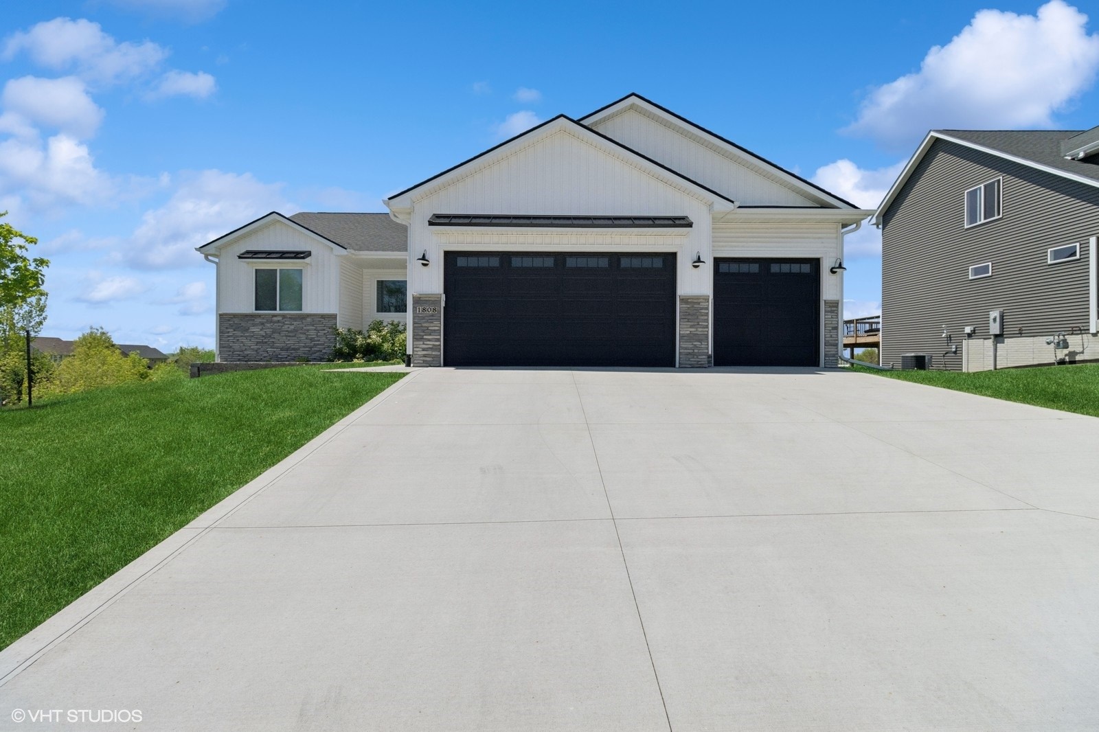 1808 Crabapple Lane