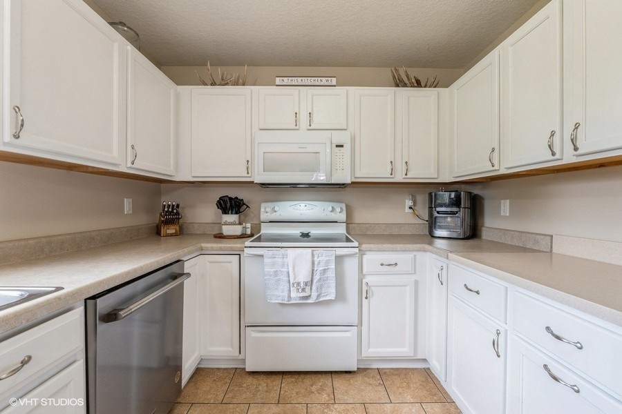2103 Vista View Drive