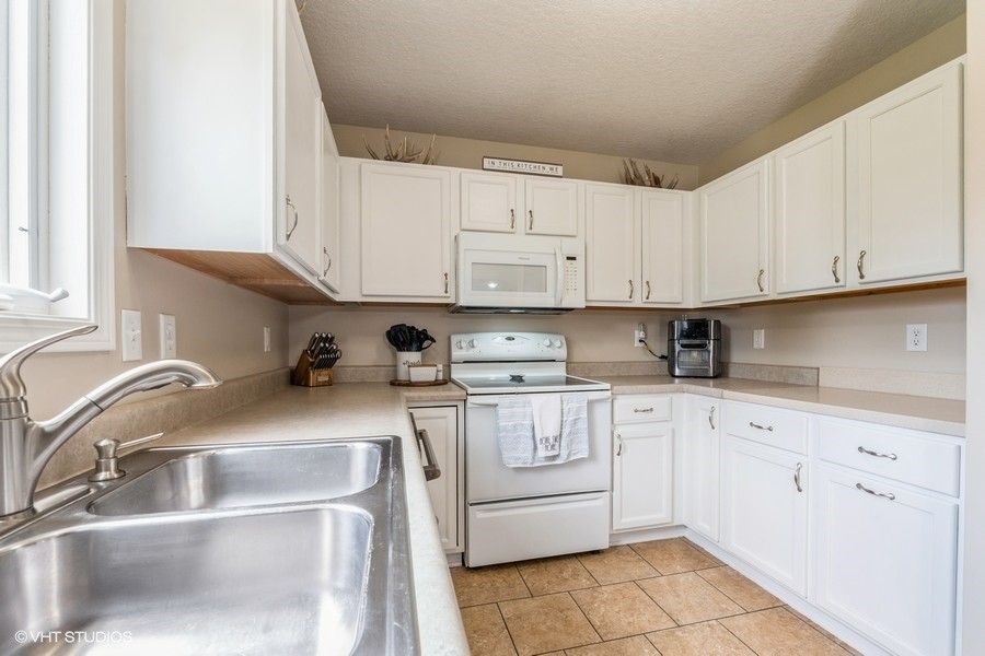 2103 Vista View Drive