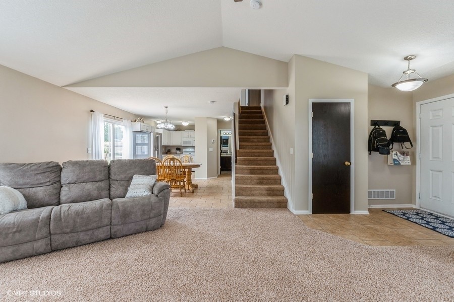 2103 Vista View Drive