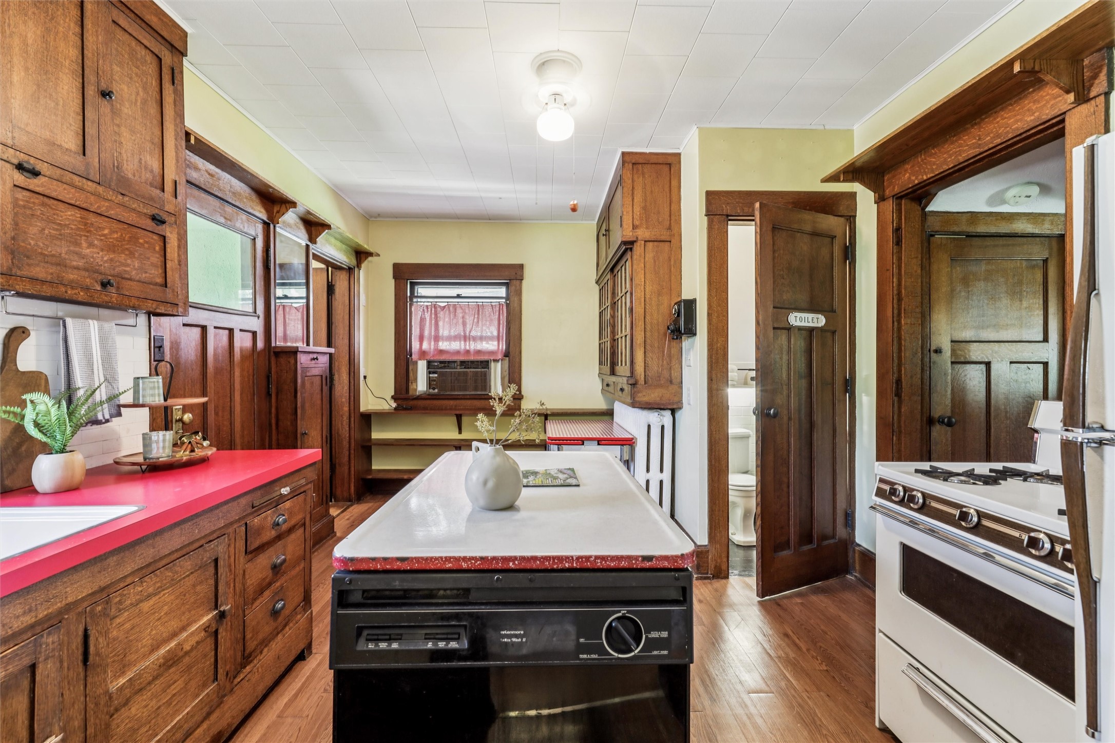 1130 35th Street