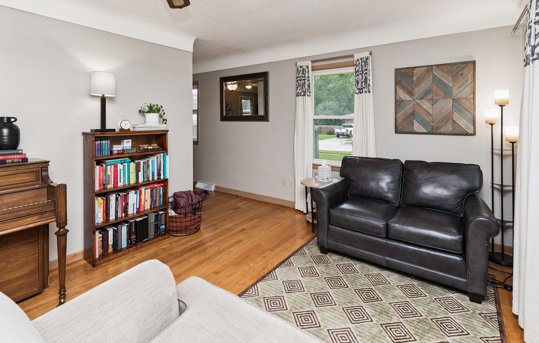 318 SE 4th Street