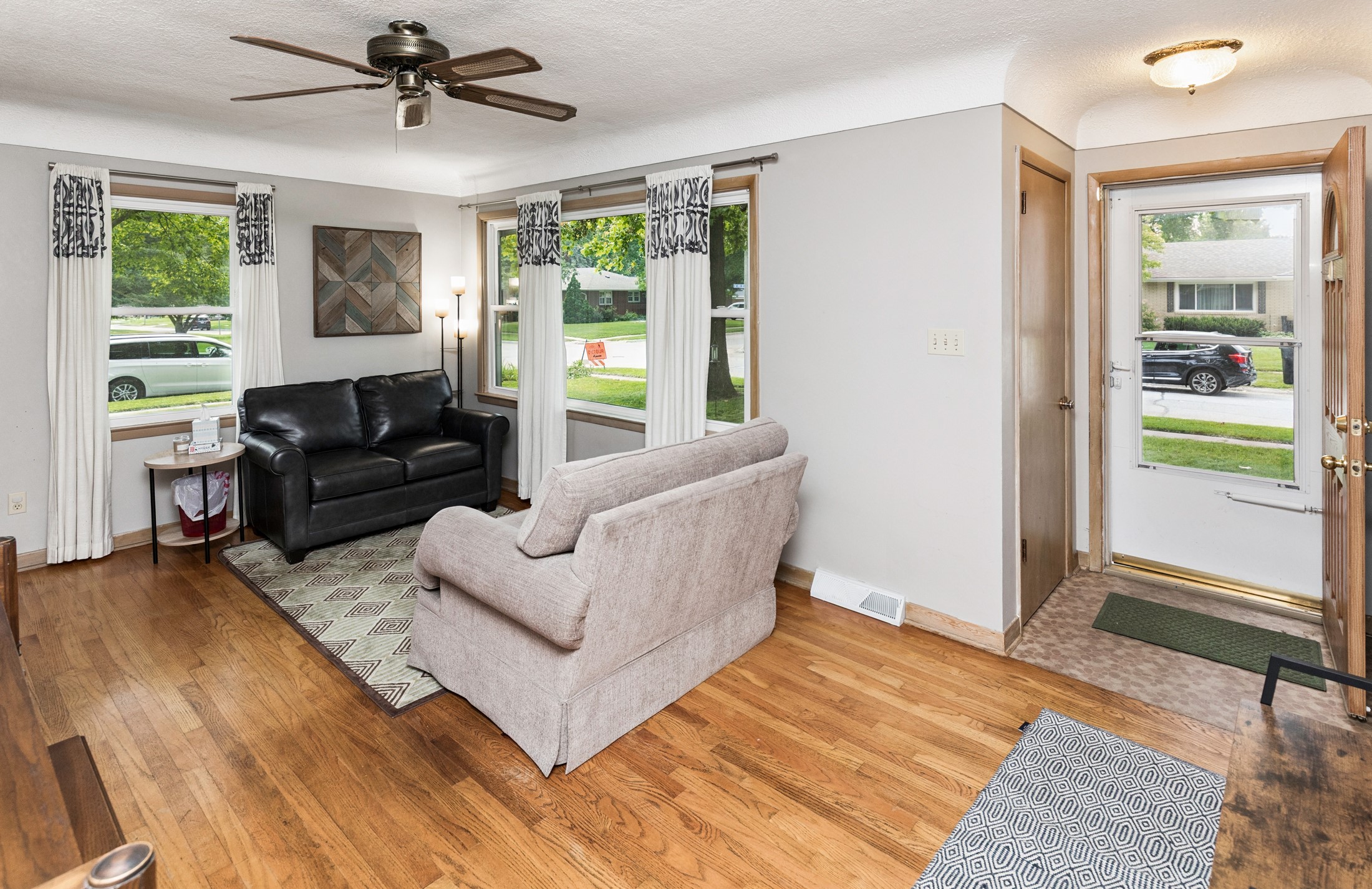 318 SE 4th Street