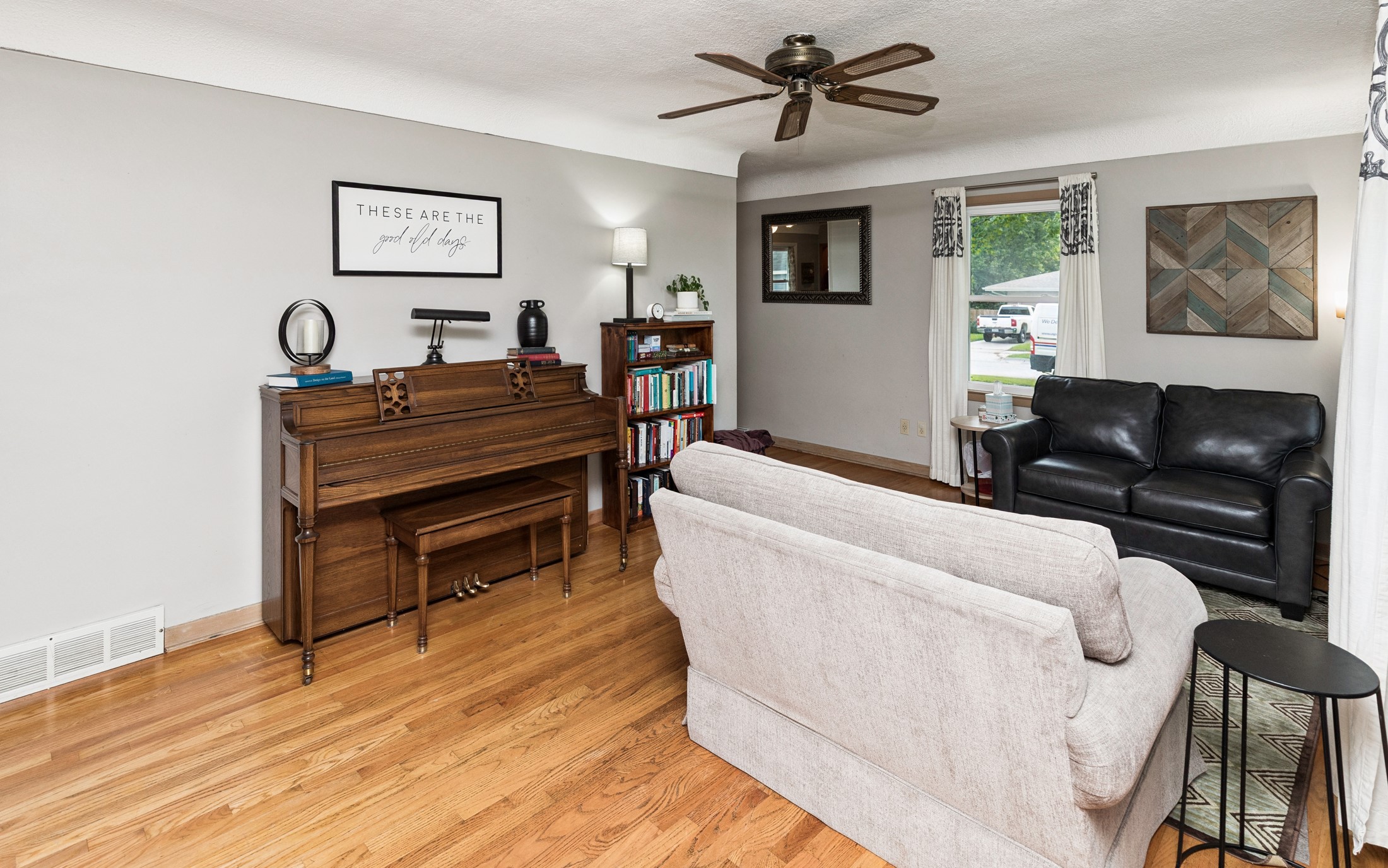 318 SE 4th Street