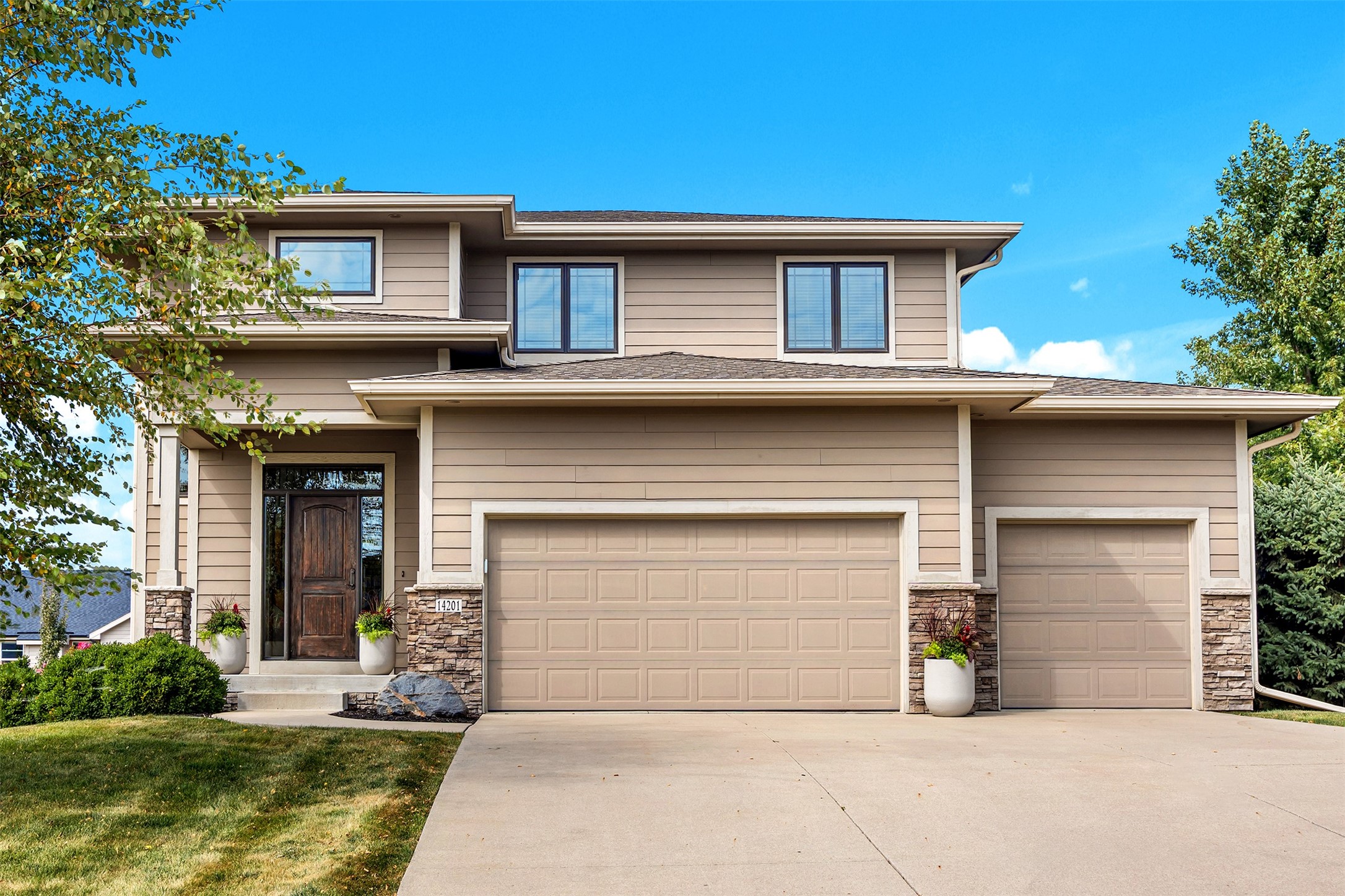 14201 Brookview Drive
