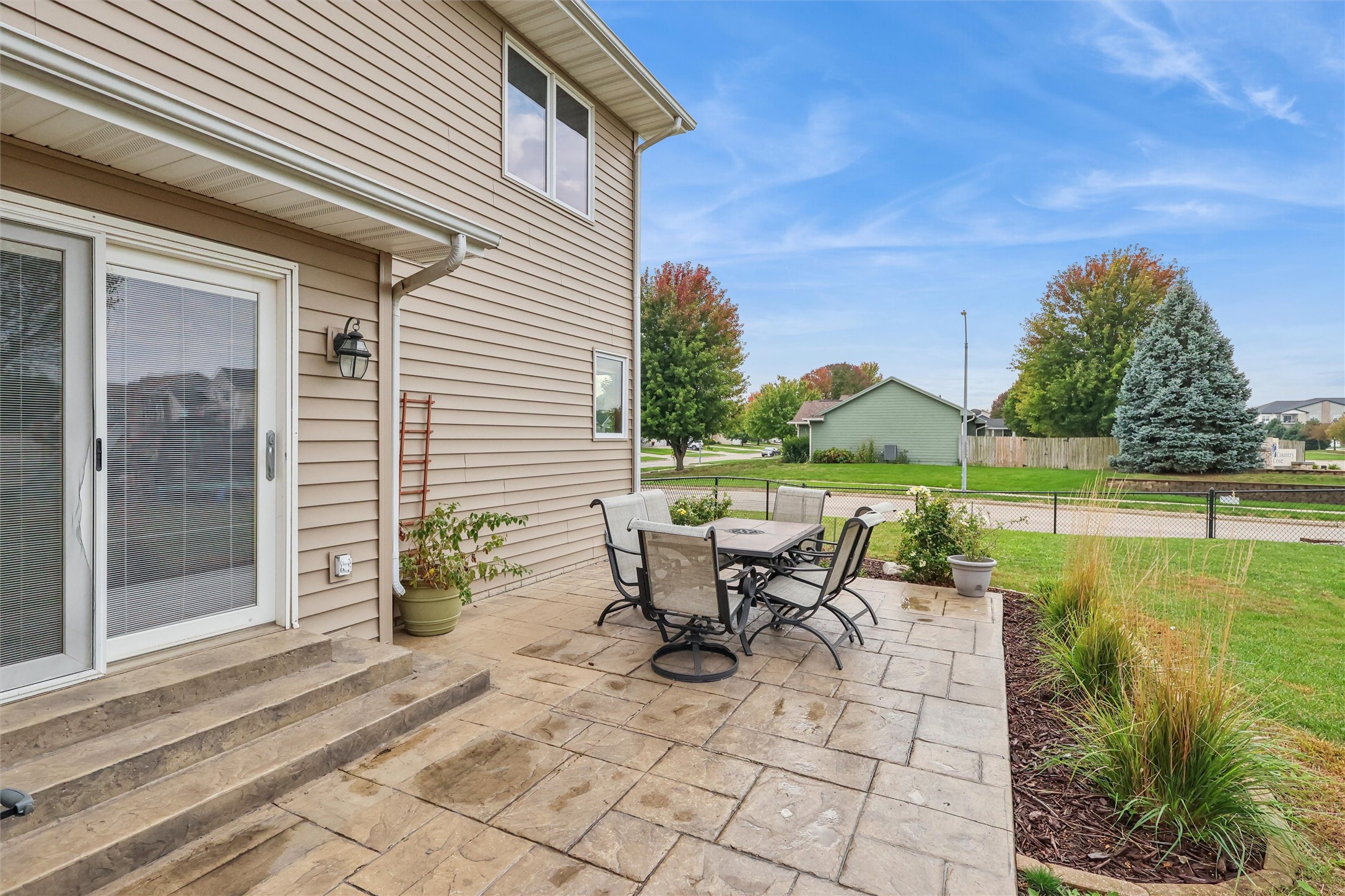 2012 Country Cove Lane