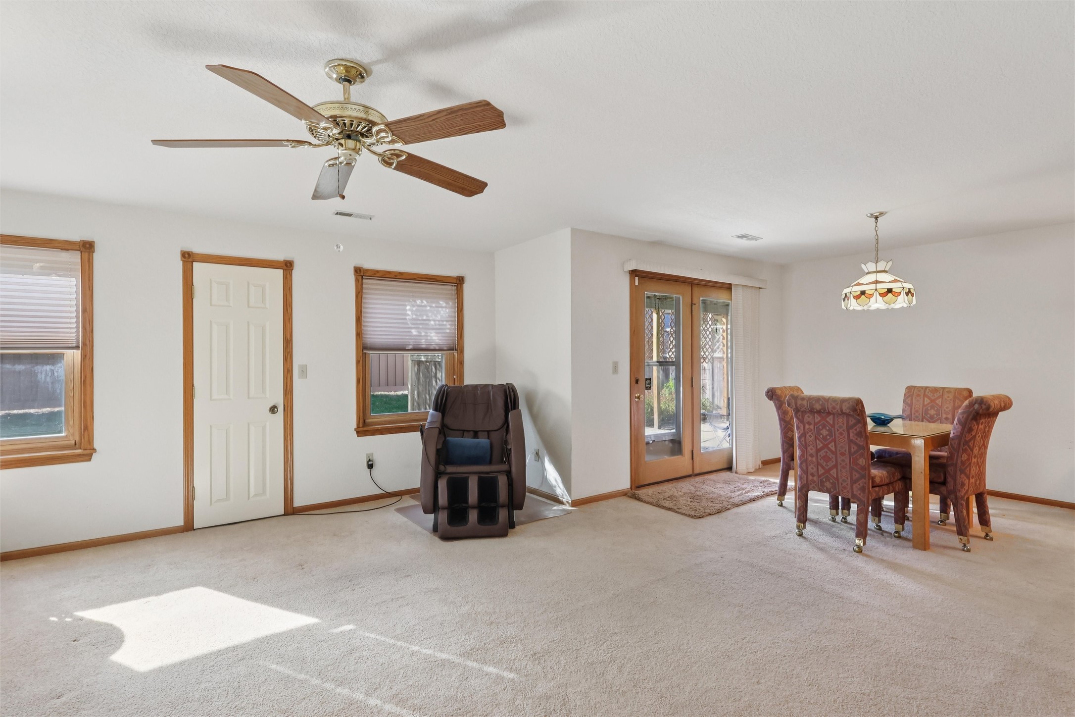 2002 Maple Circle